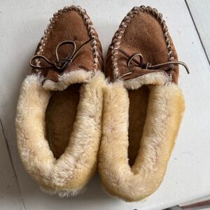 LL Bean Wicked Good slippers